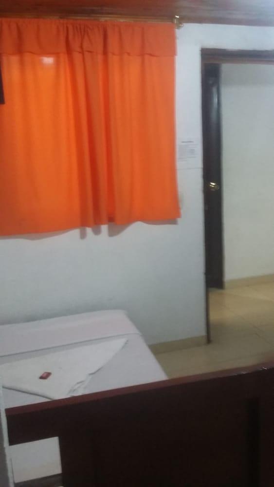 Hotel Portal del Valle