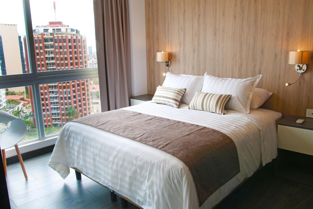 Urban Suites Apart Hotel