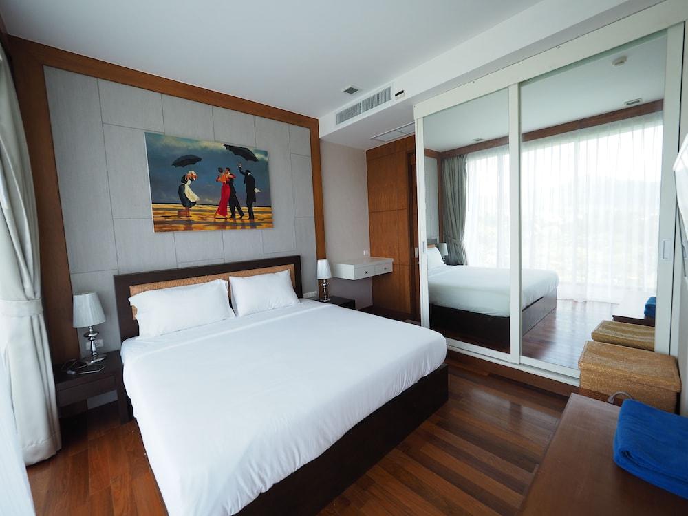 Q Conzept Condominium