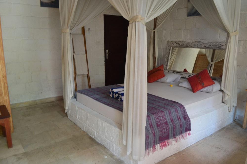 Padang Padang Breeze