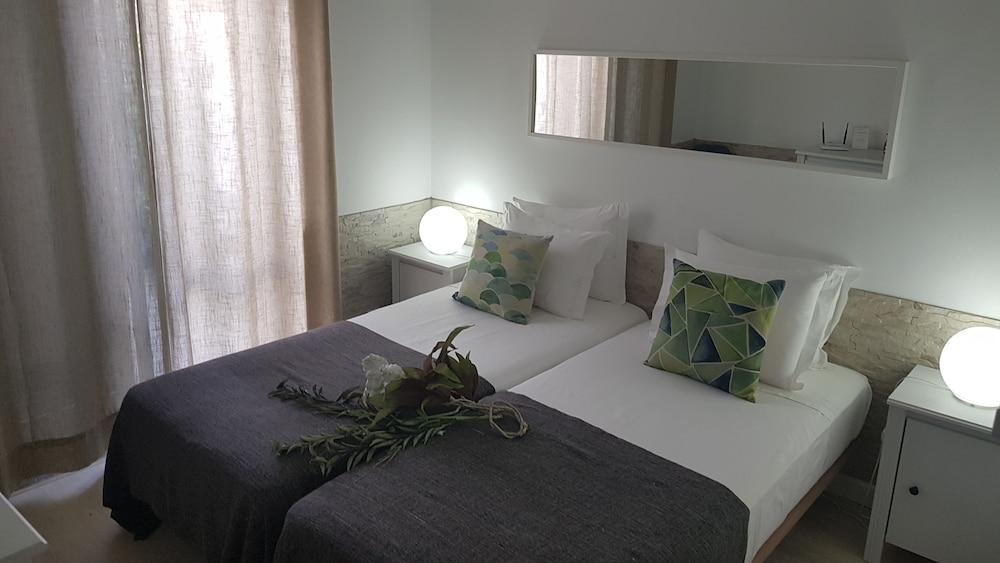 Azores Pedra Apartments