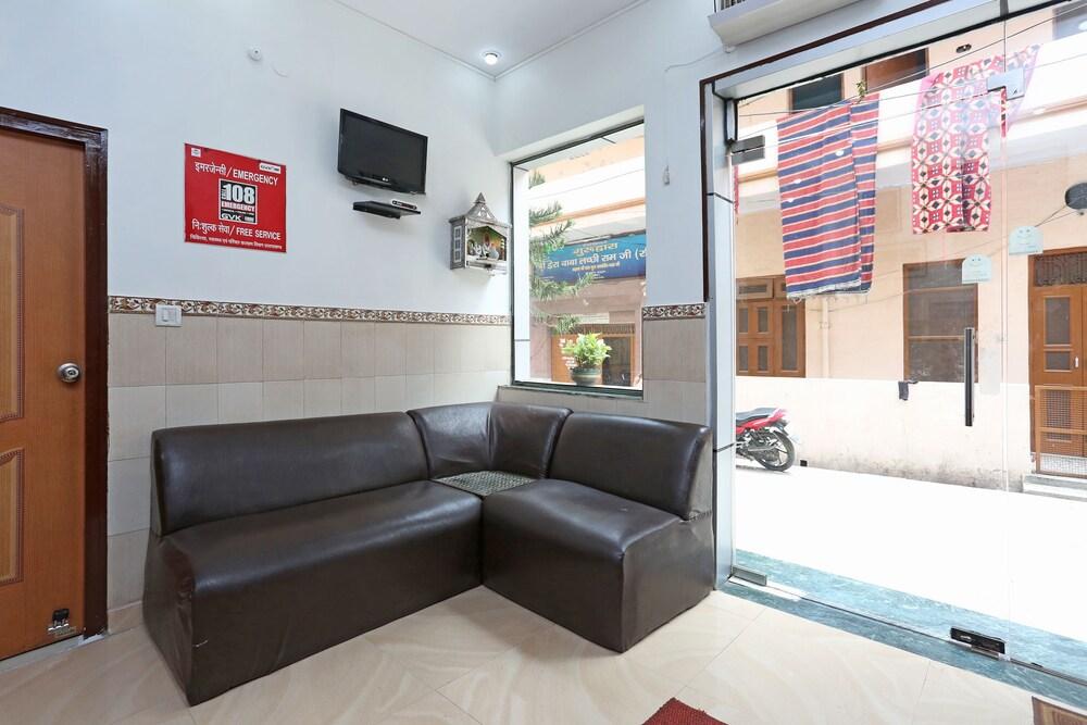 OYO 3033 Radiant Hotel