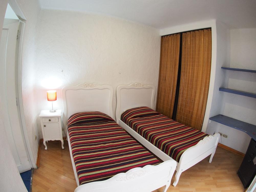 Plaza de Armas Hostel