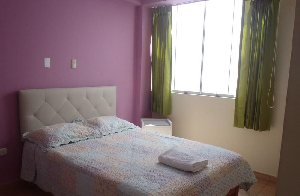 Camaná Suites Hotel