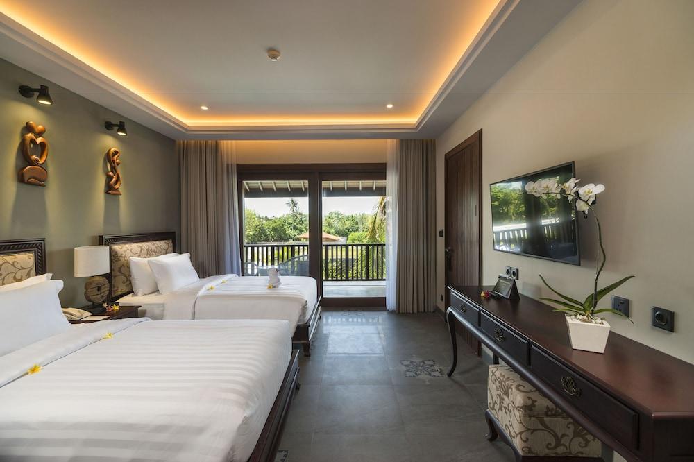 Sense Canggu Beach Hotel