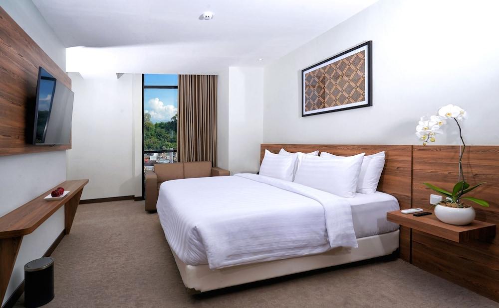 Aston Inn Pandanaran - Semarang