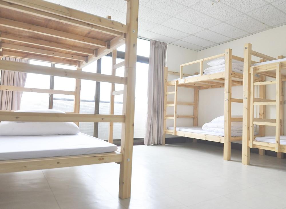 Sun Moon Lake OneLife Hostel