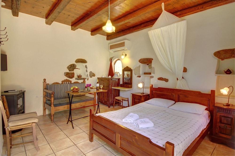 Elia Traditional Hotel & Spa