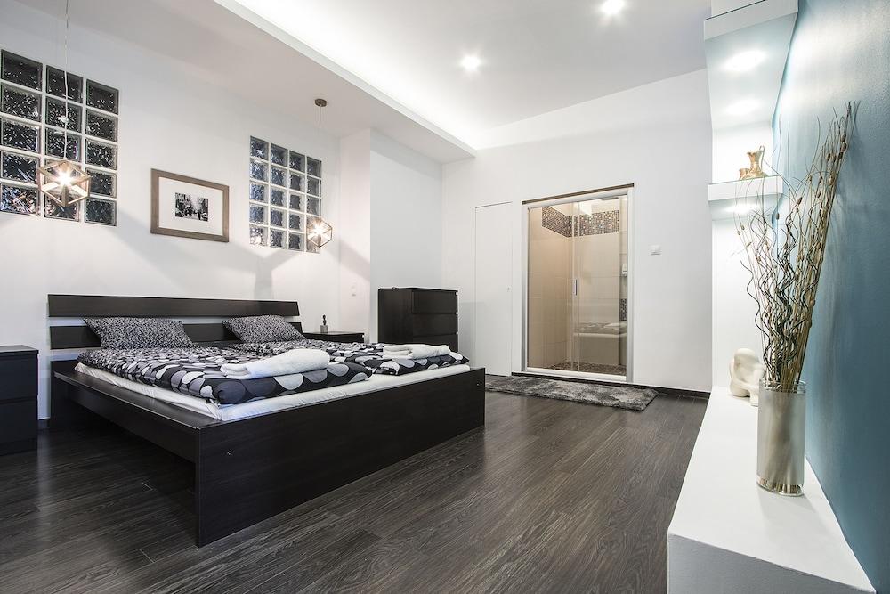 Large Central Apartment Fehérhajó
