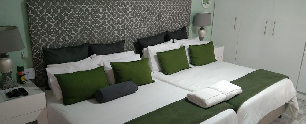 Mitchells Guesthouse