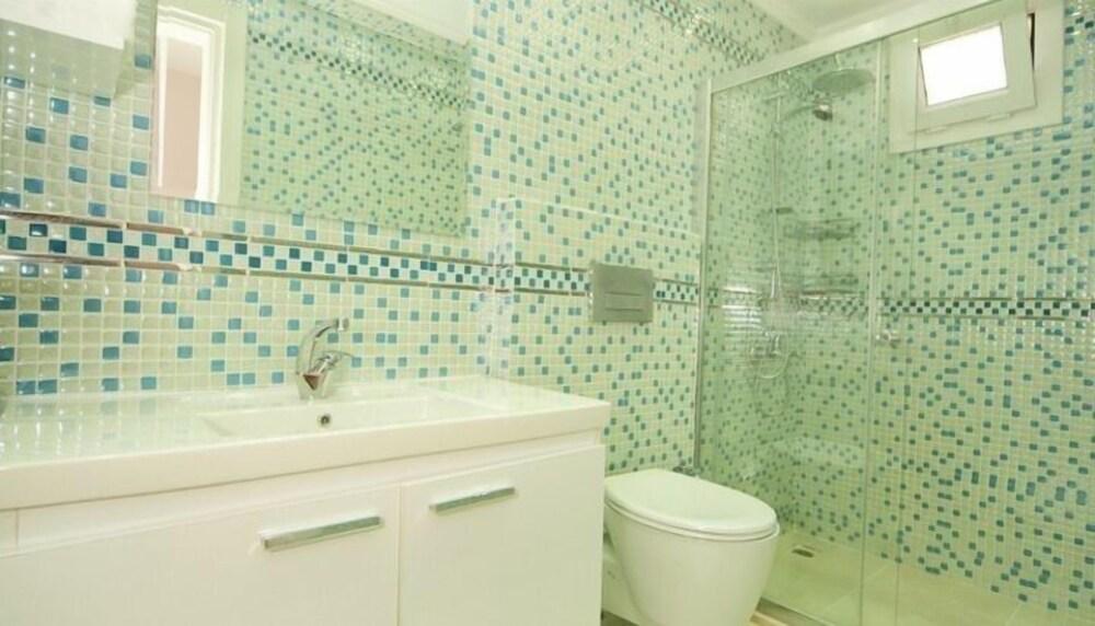 Evra Halal Boutique Hotel