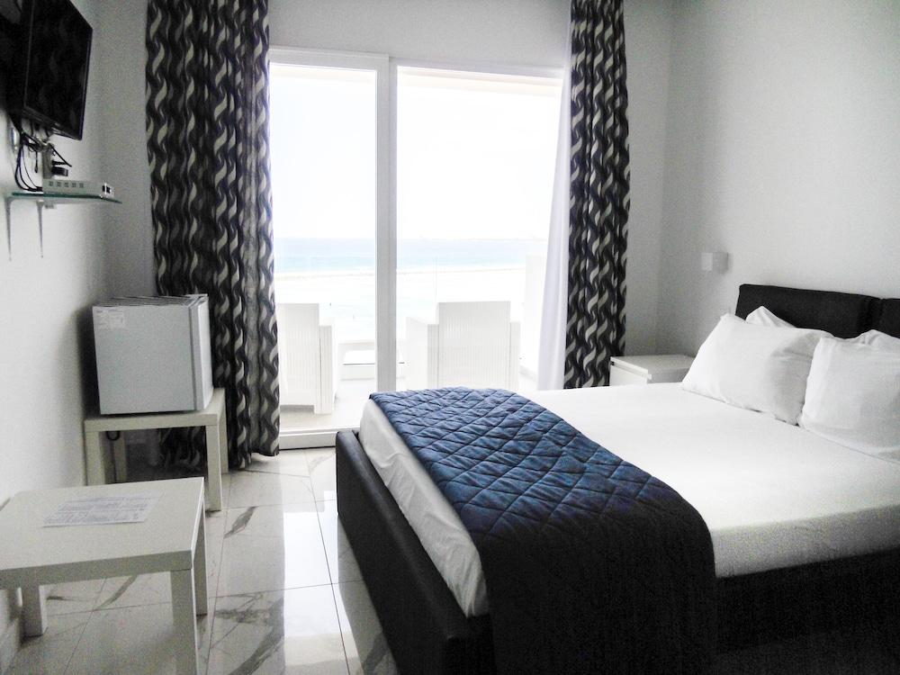 Boca Beach Residence