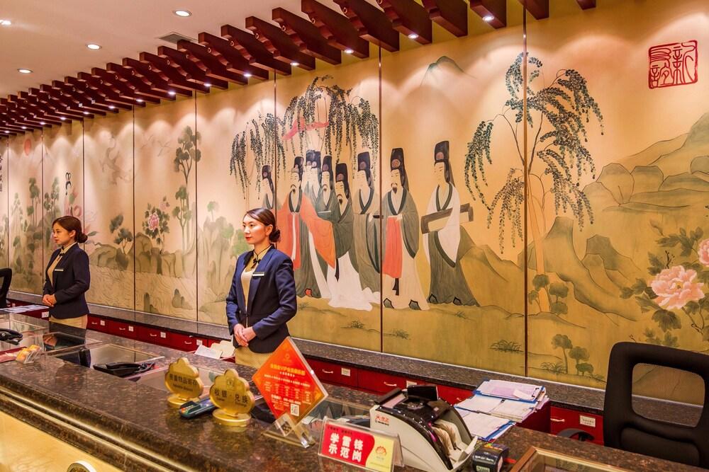 Luoyang New Friendship Hotel