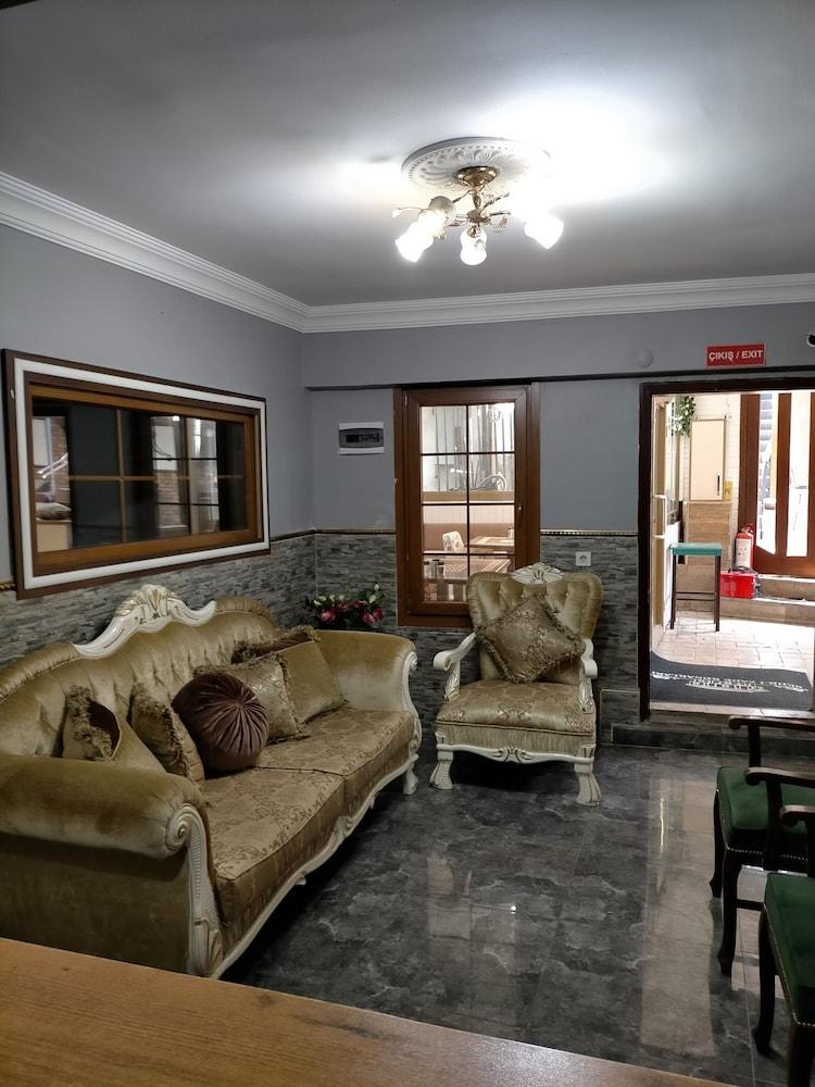 Şehrizade Konakları