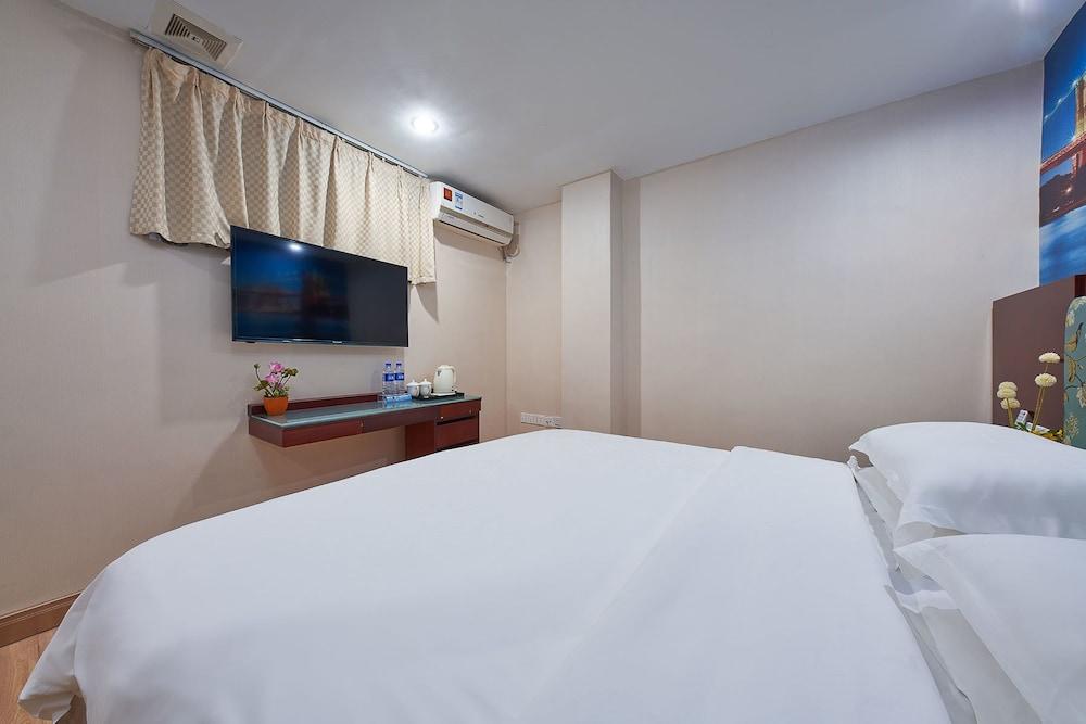 Kaiserdom Hotel China Plaza