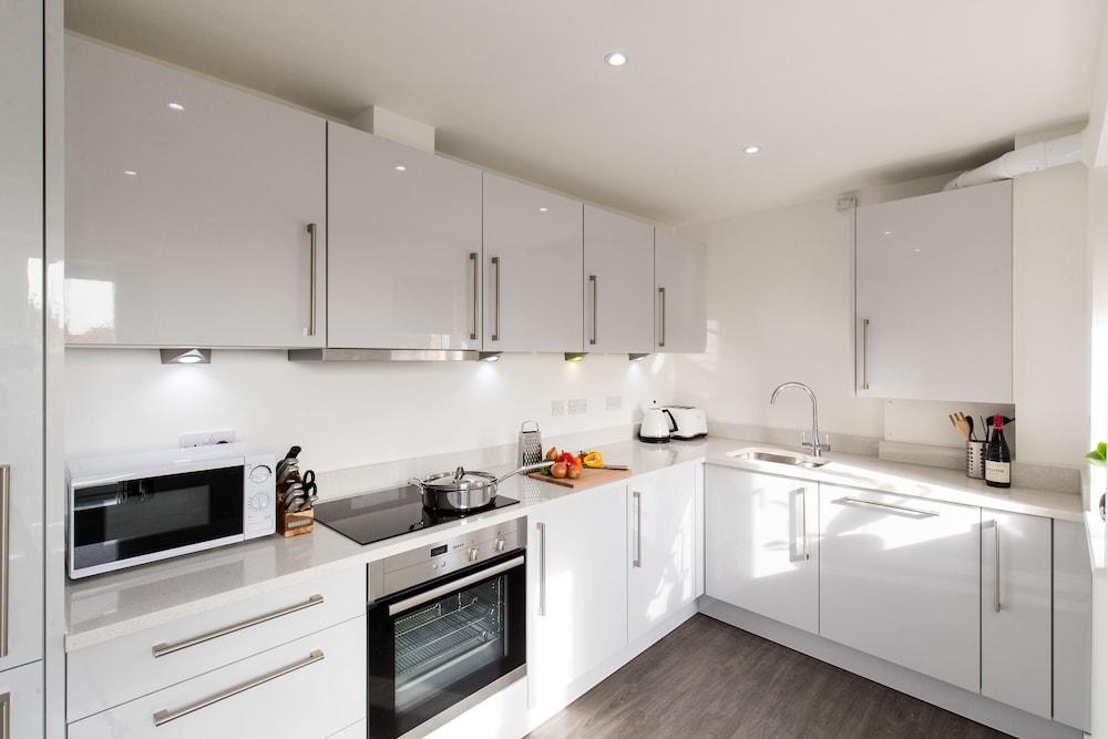 Abodebed - Oval View