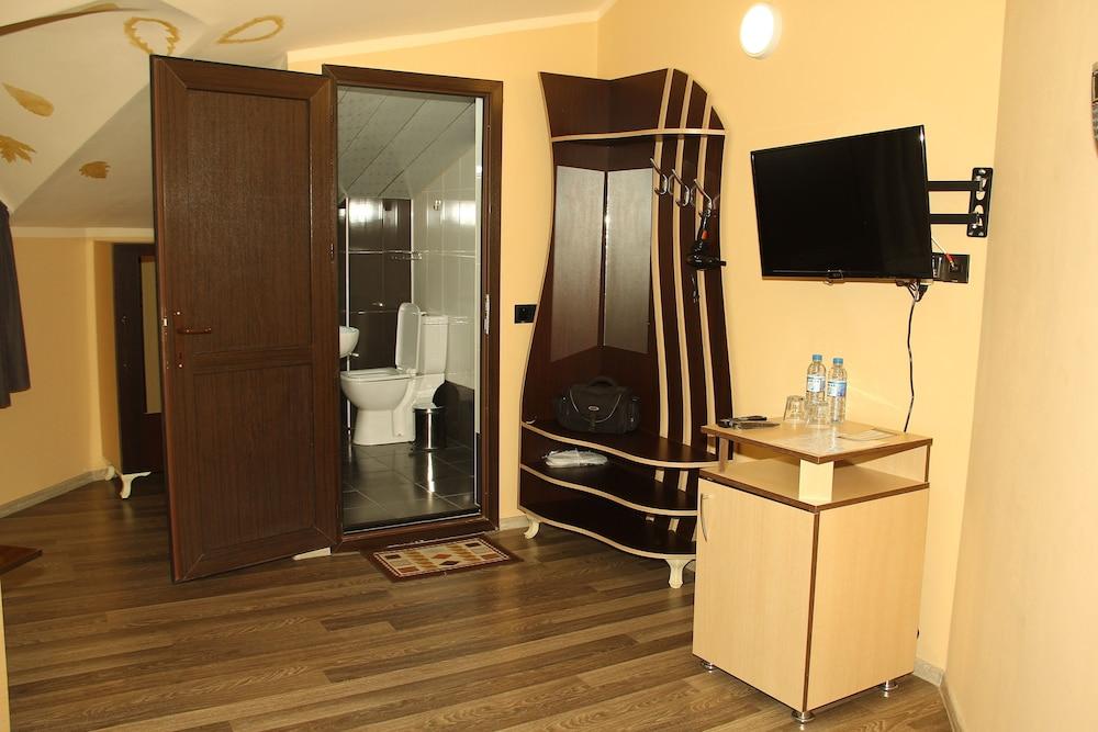 Yaffle Inn Boutique Hotel