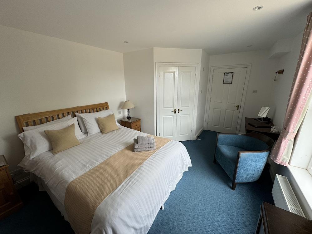 Hookwood Lodge London Gatwick