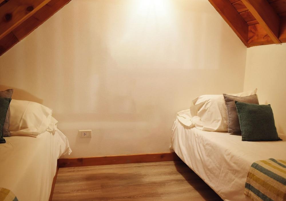 El Bosque by DOT Tradition