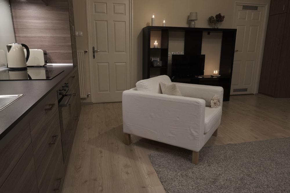 Károlyi Garden Apartment