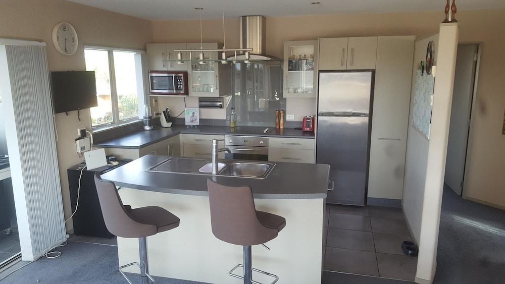 Apartment by The Beach