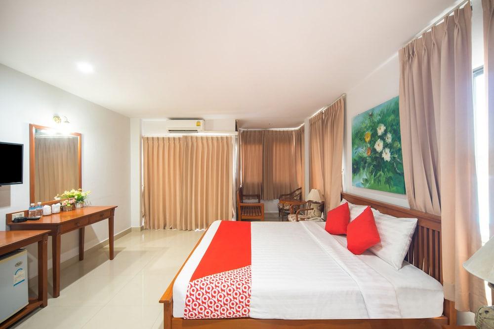 Dee Viking Hotel Patong
