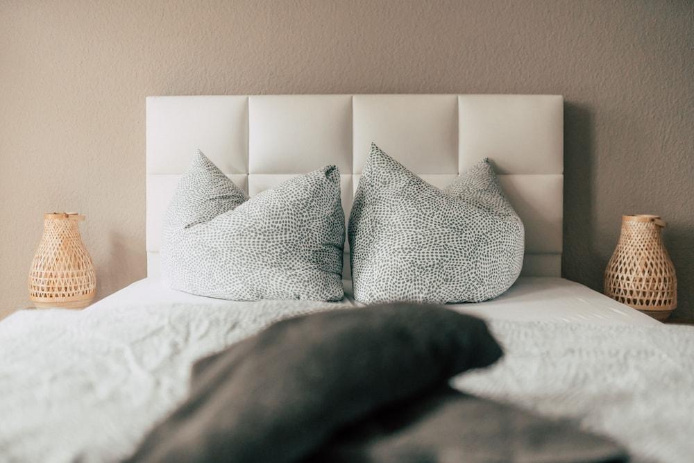 Luga Homes – Stadthaus