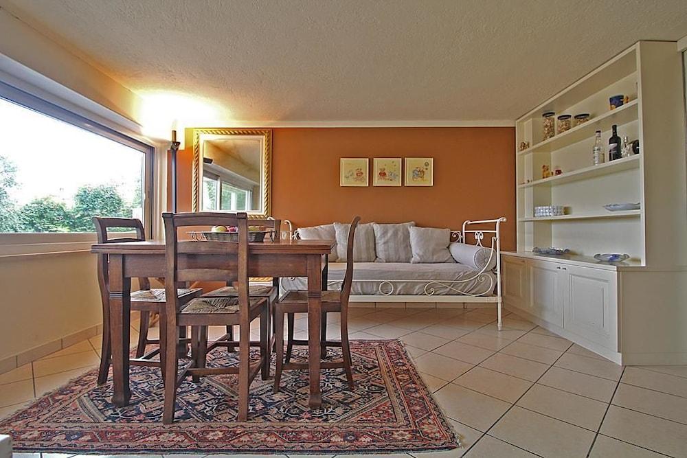 Versine Luxury Apartment