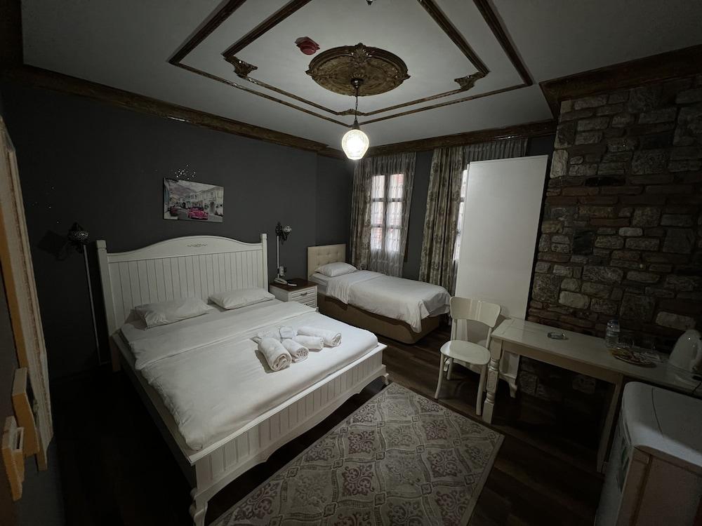 La Fontaine Butik Otel