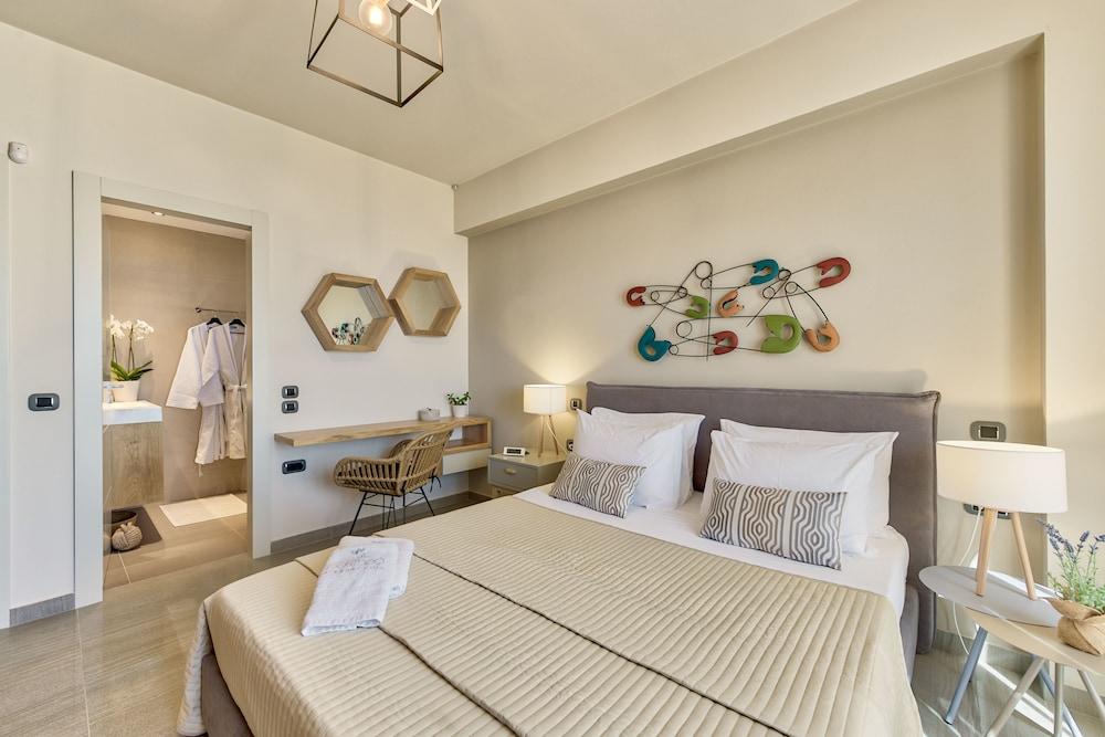 Pasithea Elegant Villa