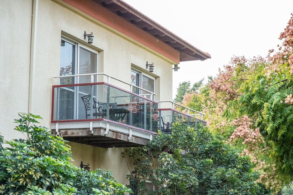 Pastoral Kfar Blum Hotel