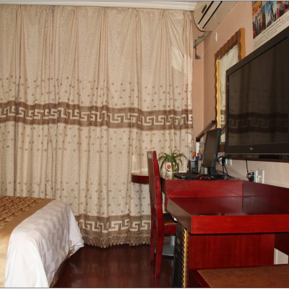 Urumqi Taxinan Hotel