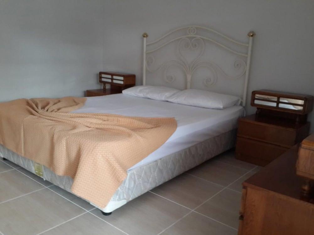 Mer Apart Pansiyon Avsa Adasi