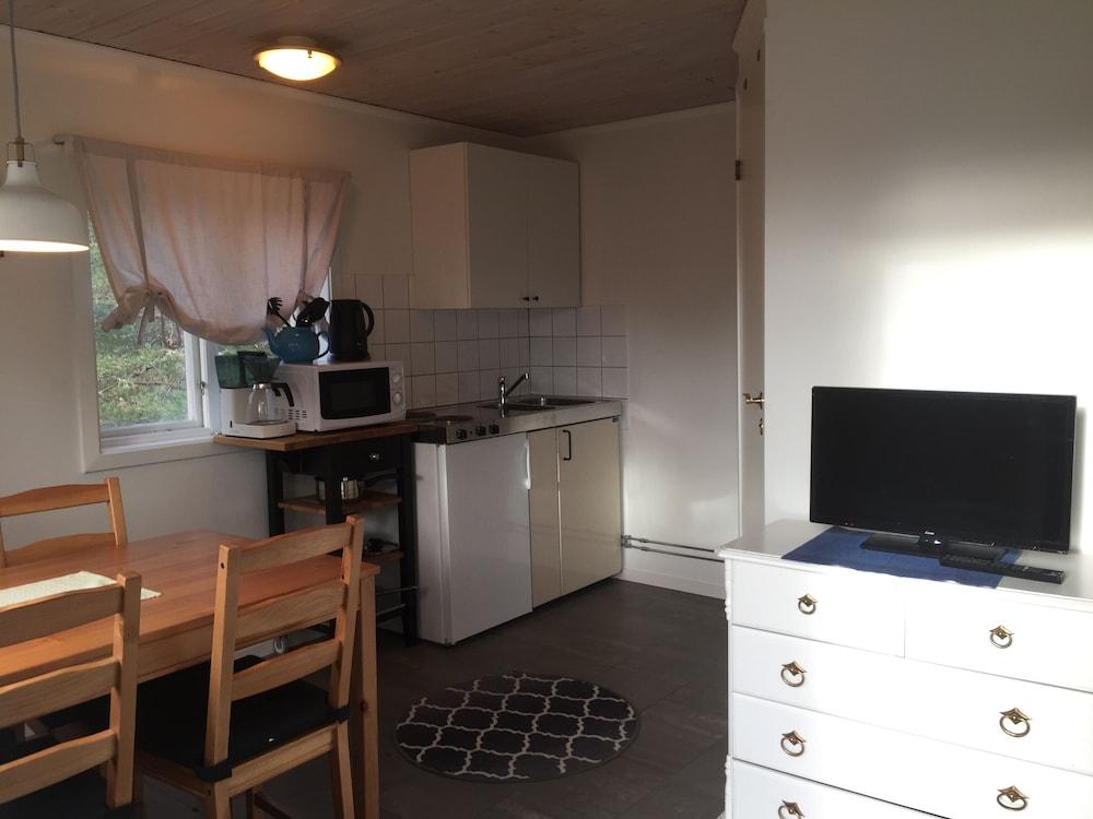 Lövhagens Café & Vandrarhem