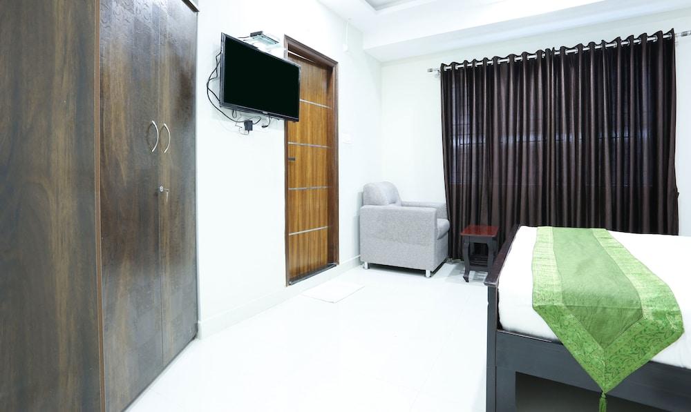 Treebo Live Inn Castle