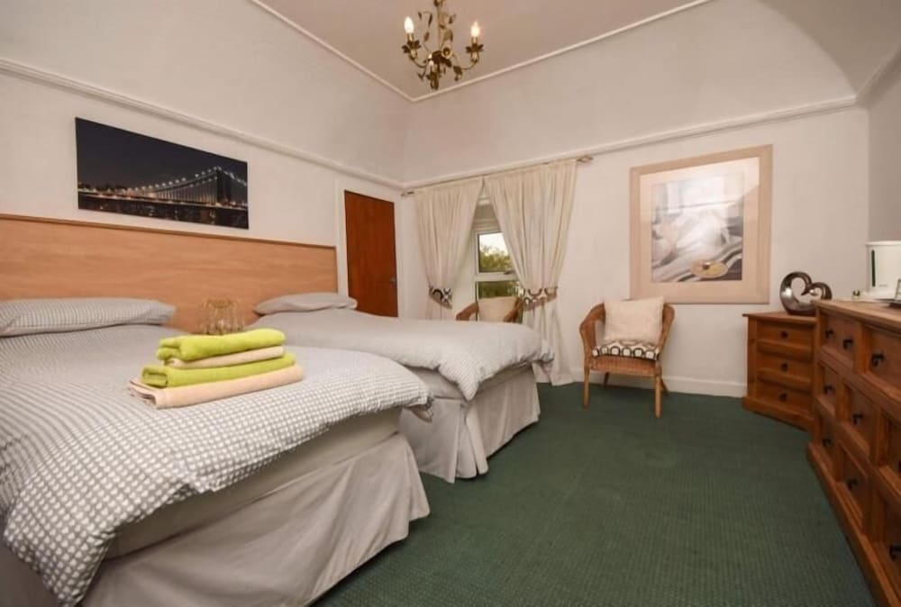 Burntisland Sands Hotel