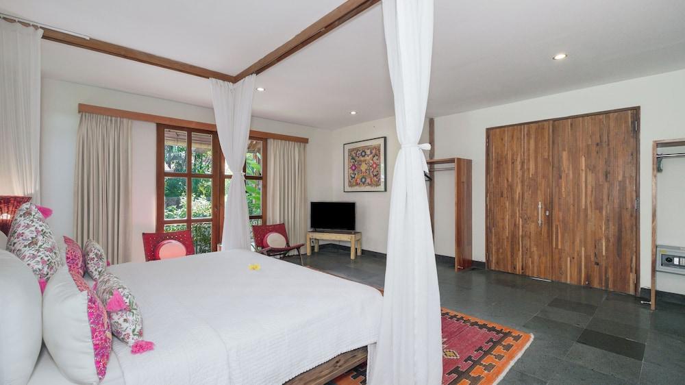 Villa Desa Roro Dua by Villa Finder