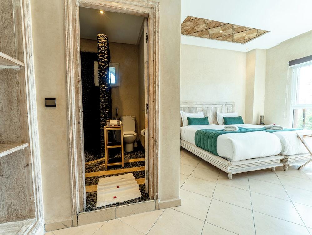 Chateau Eden El Rouh