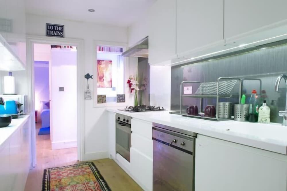 The London Agent Kensington Comeragh