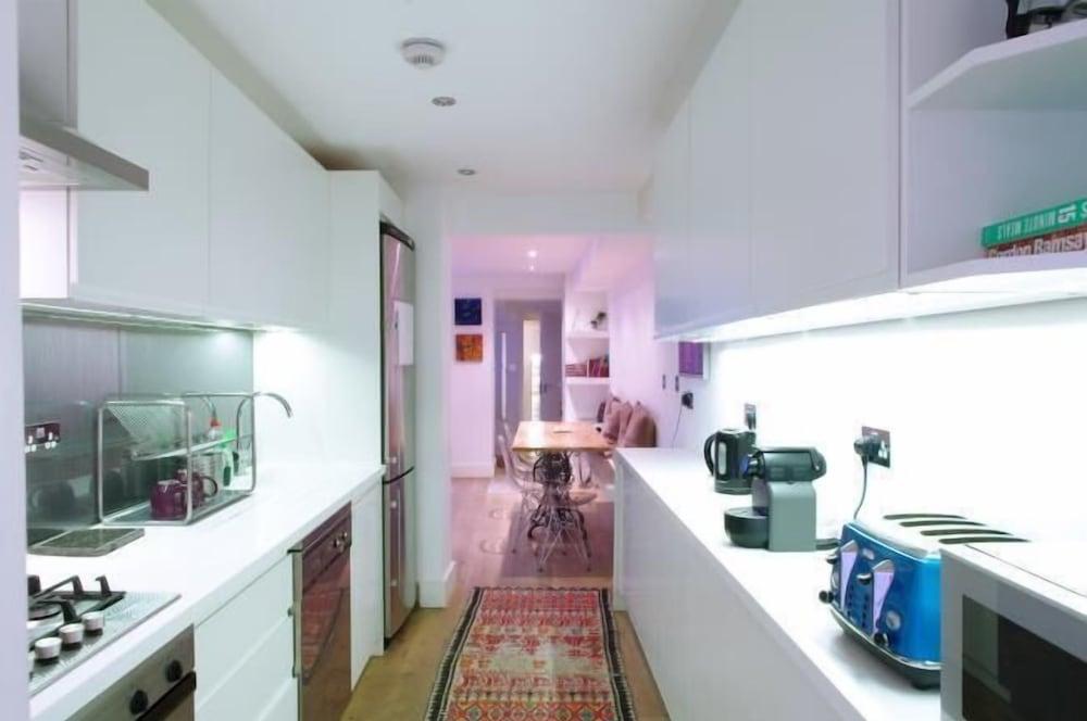 The London Agent Kensington Comeragh