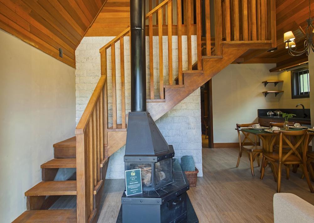 Hotel Fioreze Chalés