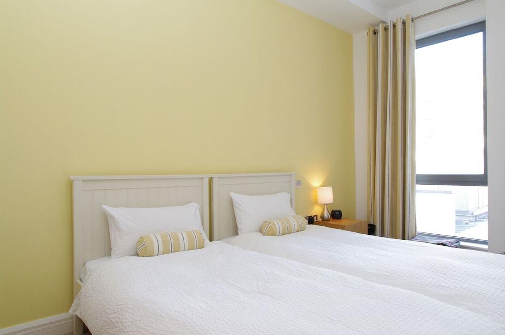 The London Agent Clerkenwell Super Nice