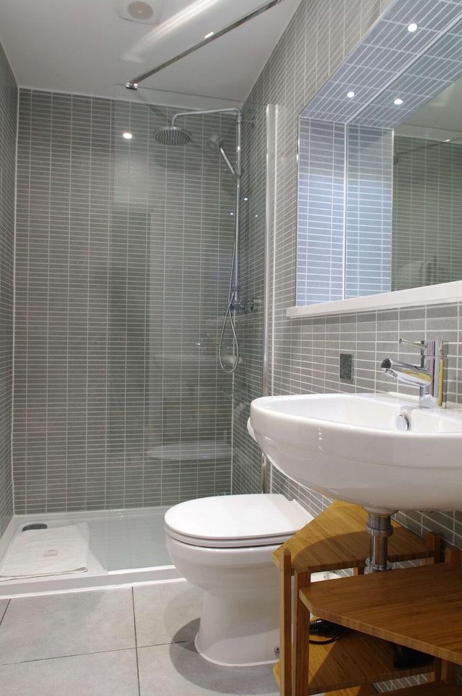 The London Agent Fitzrovia Studio 1