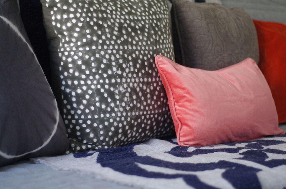 The London Agent Fitzrovia Studio 2