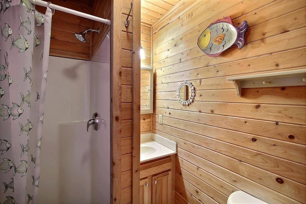 NC 12 56821-10 Condo