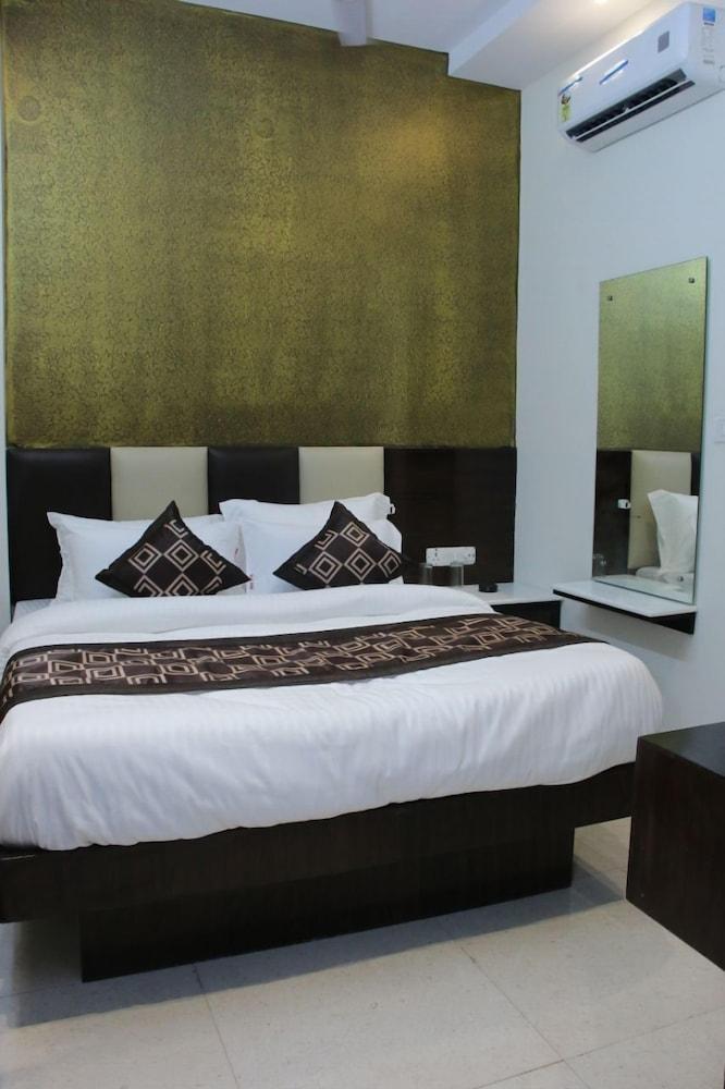 Hotel Snow White Inn