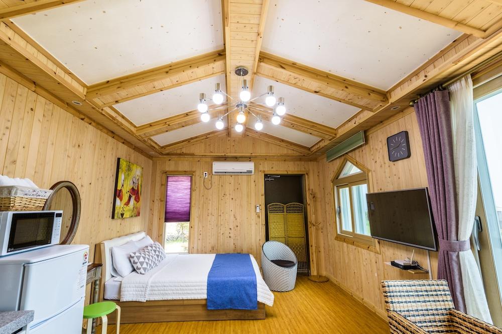 Badaweeondeok Pension