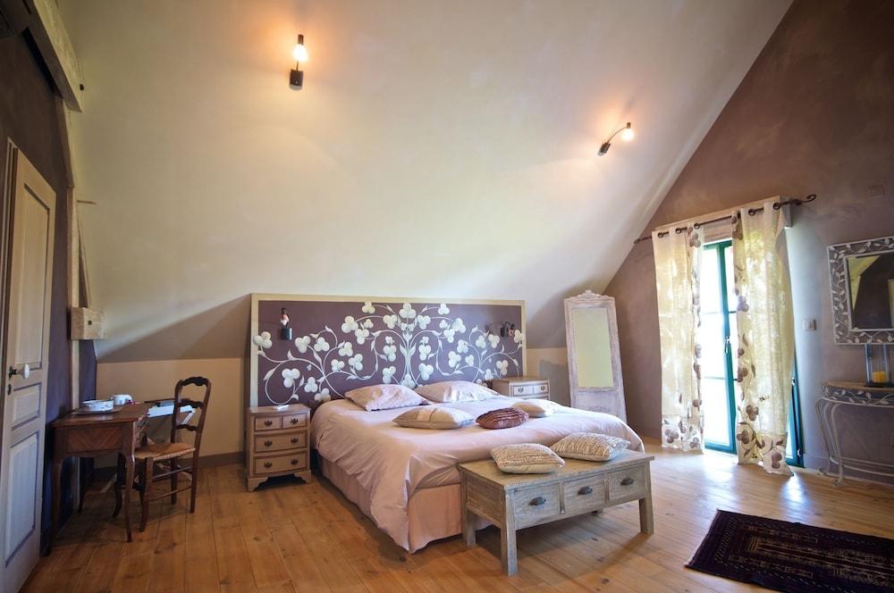 Entre Vignes et Chateaux