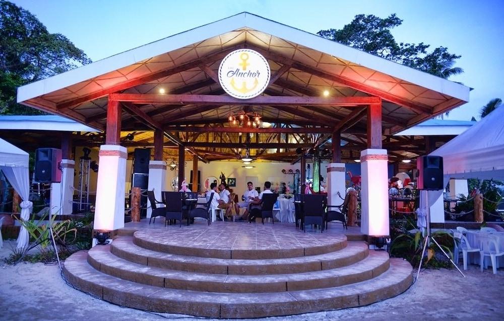 Aquazul  Resort and hotel