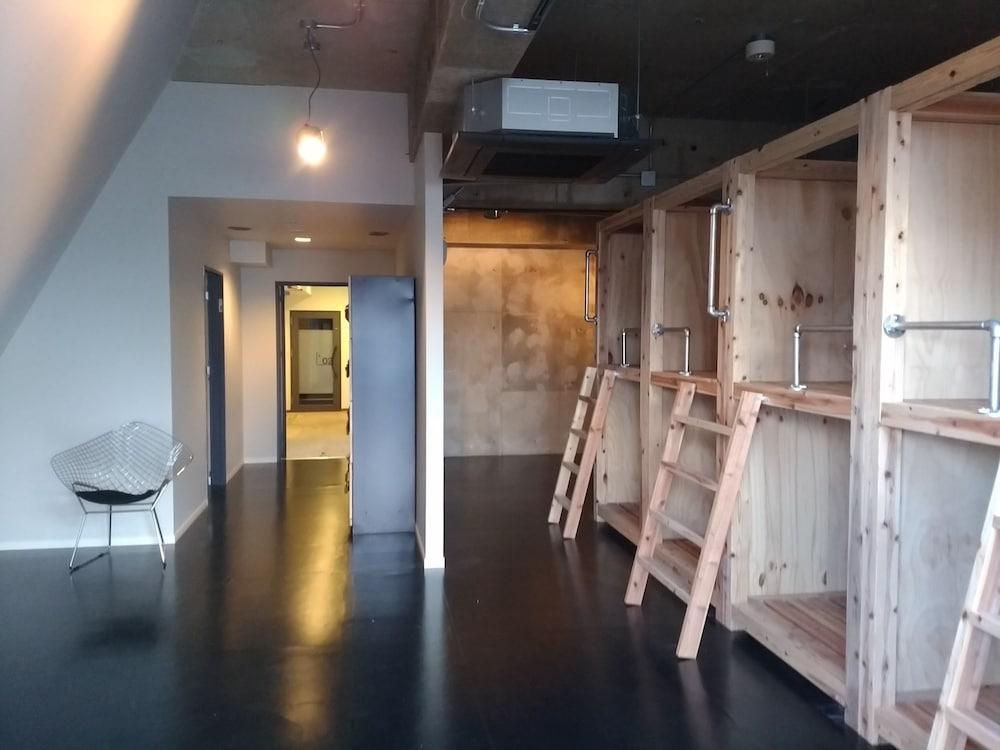 Midnight Rockers - Hostel